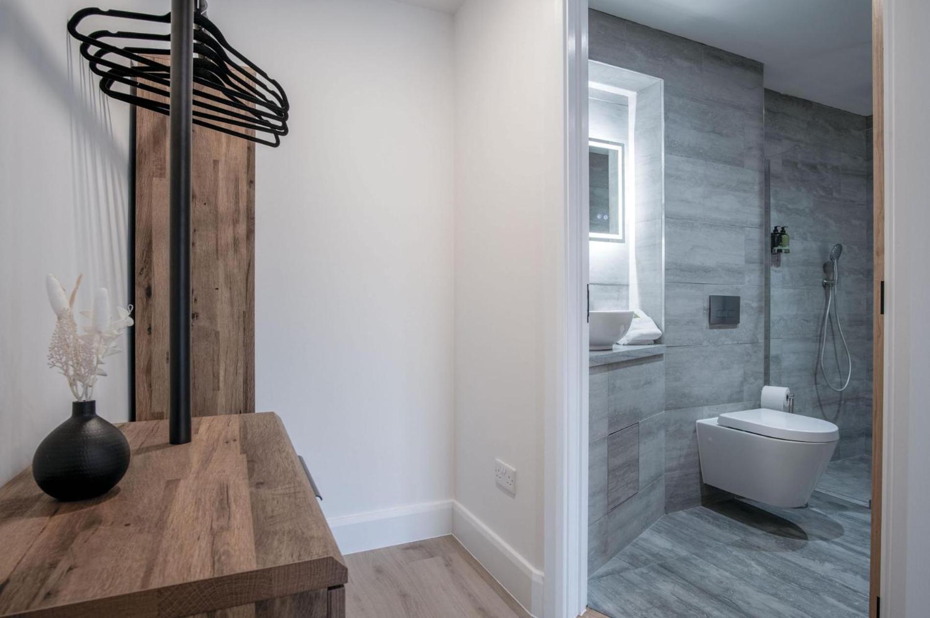 Suite 6 - Sleeping Giant Hotel - Pen Y Cae Inn Brecon Bagian luar foto